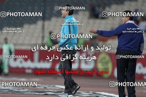 686720, Tehran, [*parameter:4*], لیگ برتر فوتبال ایران، Persian Gulf Cup، Week 14، First Leg، Esteghlal 2 v 0 Foulad Khouzestan on 2013/10/25 at Azadi Stadium