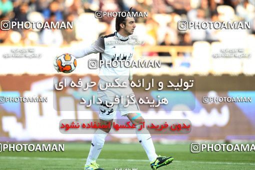 637691, Tehran, [*parameter:4*], لیگ برتر فوتبال ایران، Persian Gulf Cup، Week 10، First Leg، Esteghlal 1 v 1 Mes Kerman on 2013/10/29 at Azadi Stadium