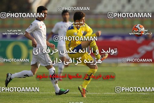 638378, Tehran, [*parameter:4*], لیگ برتر فوتبال ایران، Persian Gulf Cup، Week 15، First Leg، Naft Tehran 2 v 2 Sepahan on 2013/11/03 at Shahid Dastgerdi Stadium