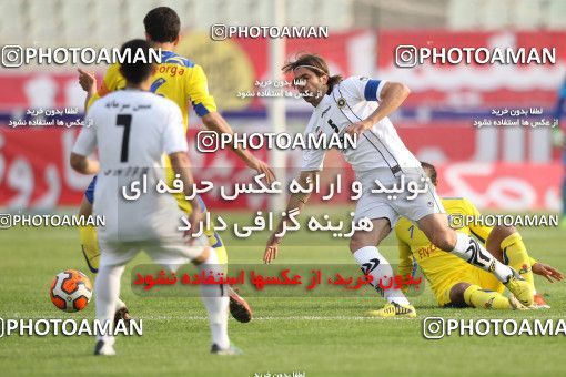 638601, Tehran, [*parameter:4*], لیگ برتر فوتبال ایران، Persian Gulf Cup، Week 15، First Leg، Naft Tehran 2 v 2 Sepahan on 2013/11/03 at Shahid Dastgerdi Stadium