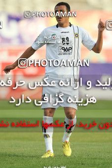 638331, Tehran, [*parameter:4*], لیگ برتر فوتبال ایران، Persian Gulf Cup، Week 15، First Leg، Naft Tehran 2 v 2 Sepahan on 2013/11/03 at Shahid Dastgerdi Stadium