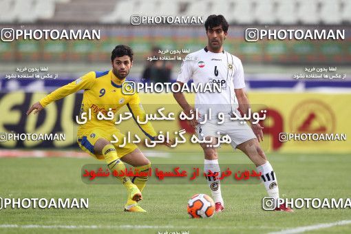 638384, Tehran, [*parameter:4*], لیگ برتر فوتبال ایران، Persian Gulf Cup، Week 15، First Leg، Naft Tehran 2 v 2 Sepahan on 2013/11/03 at Shahid Dastgerdi Stadium