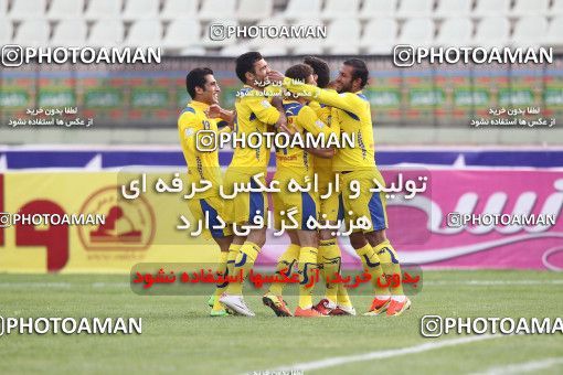 638450, Tehran, [*parameter:4*], لیگ برتر فوتبال ایران، Persian Gulf Cup، Week 15، First Leg، Naft Tehran 2 v 2 Sepahan on 2013/11/03 at Shahid Dastgerdi Stadium