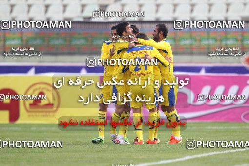 638642, Tehran, [*parameter:4*], لیگ برتر فوتبال ایران، Persian Gulf Cup، Week 15، First Leg، Naft Tehran 2 v 2 Sepahan on 2013/11/03 at Shahid Dastgerdi Stadium