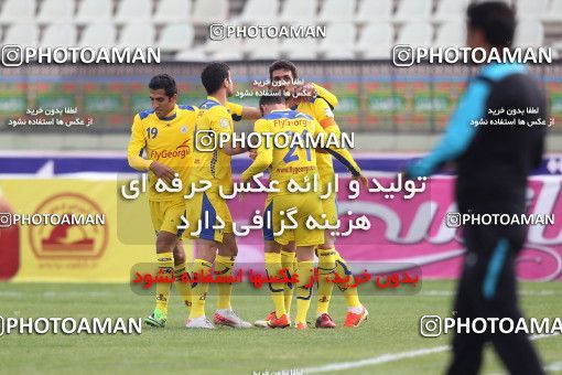 638623, Tehran, [*parameter:4*], لیگ برتر فوتبال ایران، Persian Gulf Cup، Week 15، First Leg، Naft Tehran 2 v 2 Sepahan on 2013/11/03 at Shahid Dastgerdi Stadium