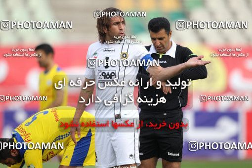 638468, Tehran, [*parameter:4*], لیگ برتر فوتبال ایران، Persian Gulf Cup، Week 15، First Leg، Naft Tehran 2 v 2 Sepahan on 2013/11/03 at Shahid Dastgerdi Stadium