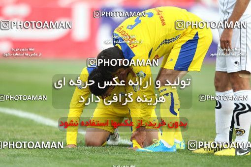 638292, Tehran, [*parameter:4*], لیگ برتر فوتبال ایران، Persian Gulf Cup، Week 15، First Leg، Naft Tehran 2 v 2 Sepahan on 2013/11/03 at Shahid Dastgerdi Stadium