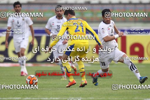 638299, Tehran, [*parameter:4*], لیگ برتر فوتبال ایران، Persian Gulf Cup، Week 15، First Leg، Naft Tehran 2 v 2 Sepahan on 2013/11/03 at Shahid Dastgerdi Stadium