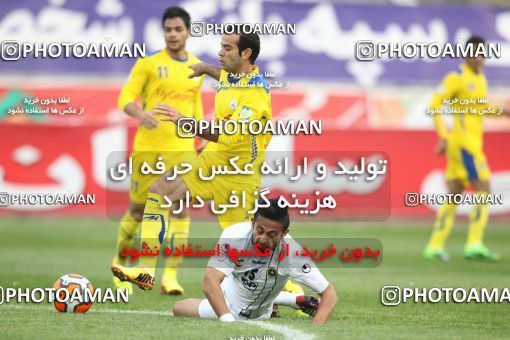 638374, Tehran, [*parameter:4*], لیگ برتر فوتبال ایران، Persian Gulf Cup، Week 15، First Leg، Naft Tehran 2 v 2 Sepahan on 2013/11/03 at Shahid Dastgerdi Stadium