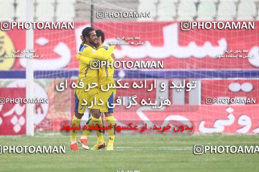 638645, Tehran, [*parameter:4*], لیگ برتر فوتبال ایران، Persian Gulf Cup، Week 15، First Leg، Naft Tehran 2 v 2 Sepahan on 2013/11/03 at Shahid Dastgerdi Stadium