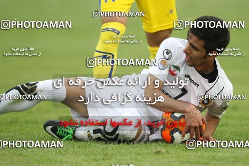 638308, Tehran, [*parameter:4*], لیگ برتر فوتبال ایران، Persian Gulf Cup، Week 15، First Leg، Naft Tehran 2 v 2 Sepahan on 2013/11/03 at Shahid Dastgerdi Stadium