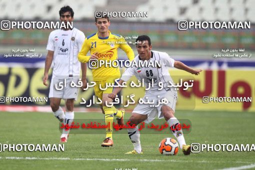 638636, Tehran, [*parameter:4*], لیگ برتر فوتبال ایران، Persian Gulf Cup، Week 15، First Leg، Naft Tehran 2 v 2 Sepahan on 2013/11/03 at Shahid Dastgerdi Stadium
