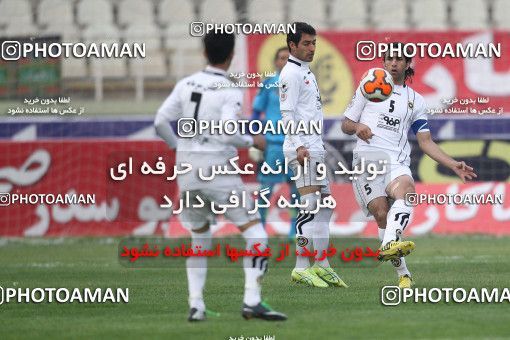 638377, Tehran, [*parameter:4*], لیگ برتر فوتبال ایران، Persian Gulf Cup، Week 15، First Leg، Naft Tehran 2 v 2 Sepahan on 2013/11/03 at Shahid Dastgerdi Stadium