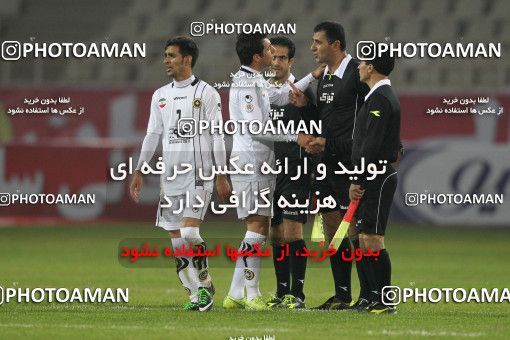 638631, Tehran, [*parameter:4*], لیگ برتر فوتبال ایران، Persian Gulf Cup، Week 15، First Leg، Naft Tehran 2 v 2 Sepahan on 2013/11/03 at Shahid Dastgerdi Stadium
