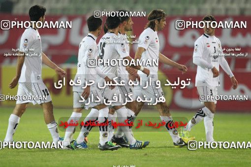638353, Tehran, [*parameter:4*], لیگ برتر فوتبال ایران، Persian Gulf Cup، Week 15، First Leg، Naft Tehran 2 v 2 Sepahan on 2013/11/03 at Shahid Dastgerdi Stadium