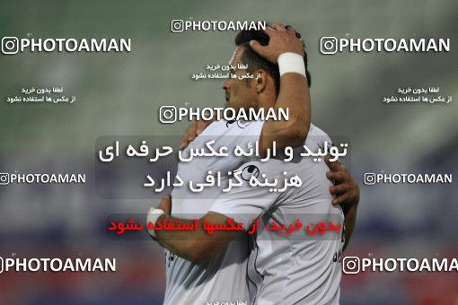 638444, Tehran, [*parameter:4*], لیگ برتر فوتبال ایران، Persian Gulf Cup، Week 15، First Leg، Naft Tehran 2 v 2 Sepahan on 2013/11/03 at Shahid Dastgerdi Stadium