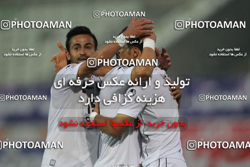 638503, Tehran, [*parameter:4*], لیگ برتر فوتبال ایران، Persian Gulf Cup، Week 15، First Leg، Naft Tehran 2 v 2 Sepahan on 2013/11/03 at Shahid Dastgerdi Stadium