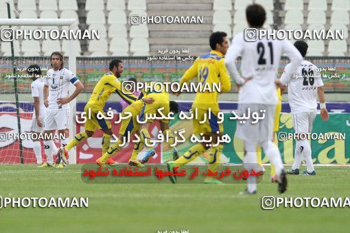 687352, Tehran, [*parameter:4*], لیگ برتر فوتبال ایران، Persian Gulf Cup، Week 15، First Leg، Naft Tehran 2 v 2 Sepahan on 2013/11/03 at Shahid Dastgerdi Stadium