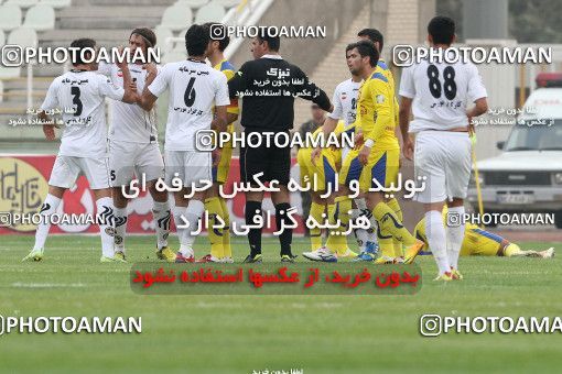 687343, Tehran, [*parameter:4*], لیگ برتر فوتبال ایران، Persian Gulf Cup، Week 15، First Leg، Naft Tehran 2 v 2 Sepahan on 2013/11/03 at Shahid Dastgerdi Stadium
