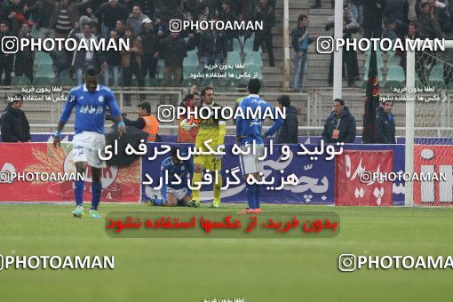 648173, Tabriz, [*parameter:4*], لیگ برتر فوتبال ایران، Persian Gulf Cup، Week 15، First Leg، Tractor Sazi 1 v 1 Esteghlal on 2013/11/08 at Yadegar-e Emam Stadium
