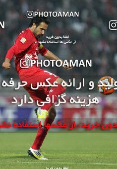 648079, Tabriz, [*parameter:4*], Iran Pro League، Persian Gulf Cup، 2013-14 season، First Leg، Week 15، Tractor S.C. ۱ v ۱ Esteghlal on 2013/11/08 at Yadegar-e Emam Stadium