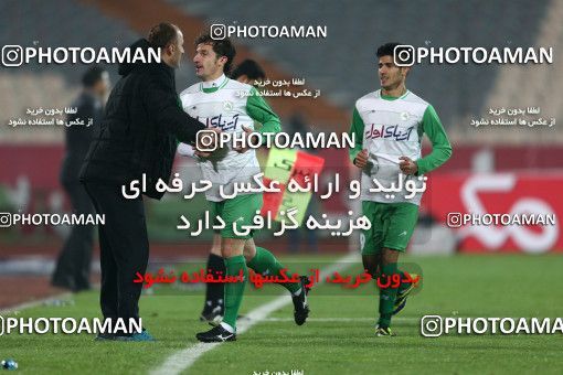 649298, Tehran, [*parameter:4*], لیگ برتر فوتبال ایران، Persian Gulf Cup، Week 17، Second Leg، Persepolis 2 v 1 Zob Ahan Esfahan on 2013/12/06 at Azadi Stadium