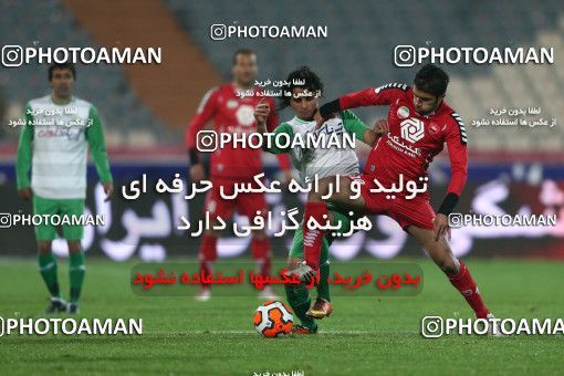 649251, Tehran, [*parameter:4*], لیگ برتر فوتبال ایران، Persian Gulf Cup، Week 17، Second Leg، Persepolis 2 v 1 Zob Ahan Esfahan on 2013/12/06 at Azadi Stadium