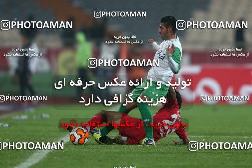 649236, Tehran, [*parameter:4*], لیگ برتر فوتبال ایران، Persian Gulf Cup، Week 17، Second Leg، Persepolis 2 v 1 Zob Ahan Esfahan on 2013/12/06 at Azadi Stadium
