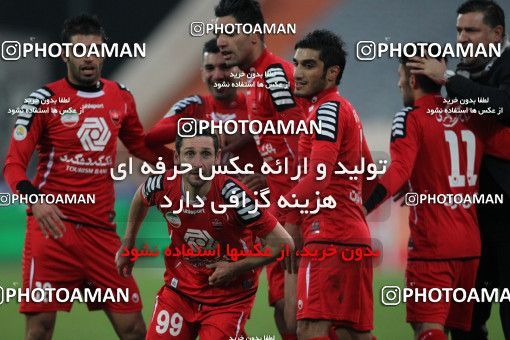 649343, Tehran, [*parameter:4*], لیگ برتر فوتبال ایران، Persian Gulf Cup، Week 17، Second Leg، Persepolis 2 v 1 Zob Ahan Esfahan on 2013/12/06 at Azadi Stadium
