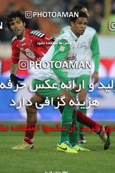 649366, Tehran, [*parameter:4*], لیگ برتر فوتبال ایران، Persian Gulf Cup، Week 17، Second Leg، Persepolis 2 v 1 Zob Ahan Esfahan on 2013/12/06 at Azadi Stadium