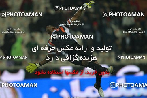 649639, Tehran, [*parameter:4*], لیگ برتر فوتبال ایران، Persian Gulf Cup، Week 17، Second Leg، Persepolis 2 v 1 Zob Ahan Esfahan on 2013/12/06 at Azadi Stadium