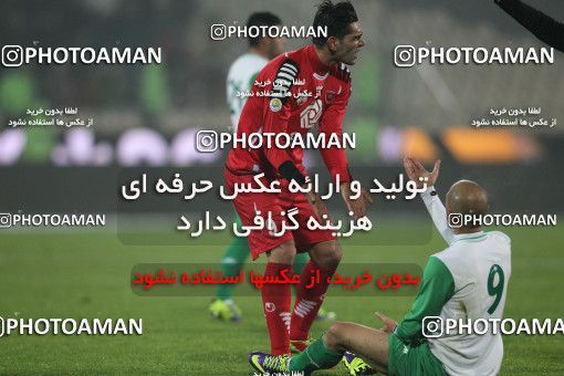 649519, Tehran, [*parameter:4*], لیگ برتر فوتبال ایران، Persian Gulf Cup، Week 17، Second Leg، Persepolis 2 v 1 Zob Ahan Esfahan on 2013/12/06 at Azadi Stadium