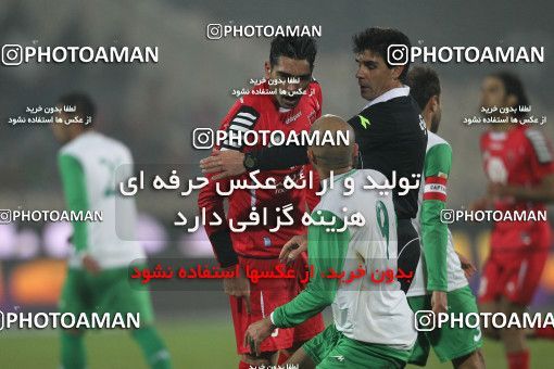 649562, Tehran, [*parameter:4*], لیگ برتر فوتبال ایران، Persian Gulf Cup، Week 17، Second Leg، Persepolis 2 v 1 Zob Ahan Esfahan on 2013/12/06 at Azadi Stadium