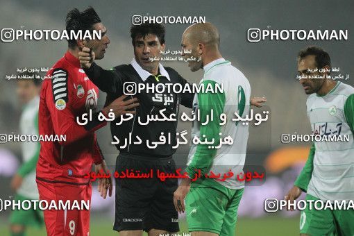 649479, Tehran, [*parameter:4*], لیگ برتر فوتبال ایران، Persian Gulf Cup، Week 17، Second Leg، Persepolis 2 v 1 Zob Ahan Esfahan on 2013/12/06 at Azadi Stadium