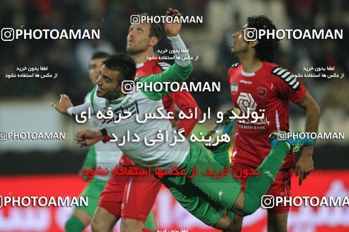 649508, Tehran, [*parameter:4*], لیگ برتر فوتبال ایران، Persian Gulf Cup، Week 17، Second Leg، Persepolis 2 v 1 Zob Ahan Esfahan on 2013/12/06 at Azadi Stadium