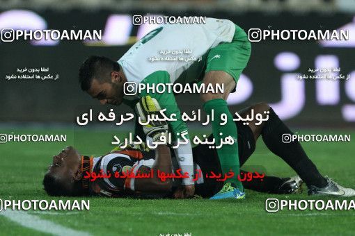 649959, Tehran, [*parameter:4*], لیگ برتر فوتبال ایران، Persian Gulf Cup، Week 17، Second Leg، Persepolis 2 v 1 Zob Ahan Esfahan on 2013/12/06 at Azadi Stadium