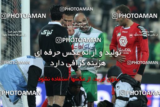 649926, Tehran, [*parameter:4*], لیگ برتر فوتبال ایران، Persian Gulf Cup، Week 17، Second Leg، Persepolis 2 v 1 Zob Ahan Esfahan on 2013/12/06 at Azadi Stadium