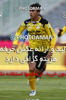 652323, Tehran, [*parameter:4*], لیگ برتر فوتبال ایران، Persian Gulf Cup، Week 18، Second Leg، Esteghlal 1 v 0 Fajr-e Sepasi Shiraz on 2013/12/14 at Azadi Stadium