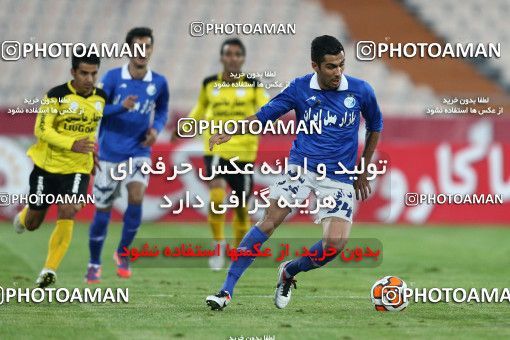 652434, Tehran, [*parameter:4*], لیگ برتر فوتبال ایران، Persian Gulf Cup، Week 18، Second Leg، Esteghlal 1 v 0 Fajr-e Sepasi Shiraz on 2013/12/14 at Azadi Stadium