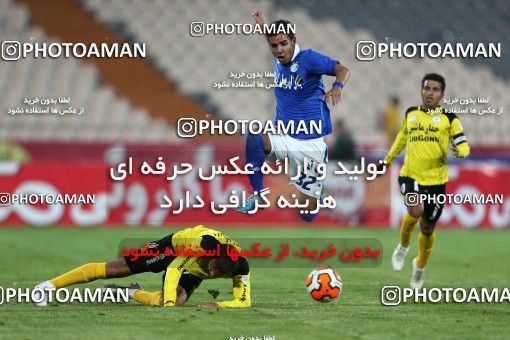 652432, Tehran, [*parameter:4*], لیگ برتر فوتبال ایران، Persian Gulf Cup، Week 18، Second Leg، Esteghlal 1 v 0 Fajr-e Sepasi Shiraz on 2013/12/14 at Azadi Stadium