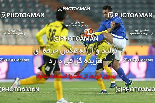 652294, Tehran, [*parameter:4*], لیگ برتر فوتبال ایران، Persian Gulf Cup، Week 18، Second Leg، Esteghlal 1 v 0 Fajr-e Sepasi Shiraz on 2013/12/14 at Azadi Stadium