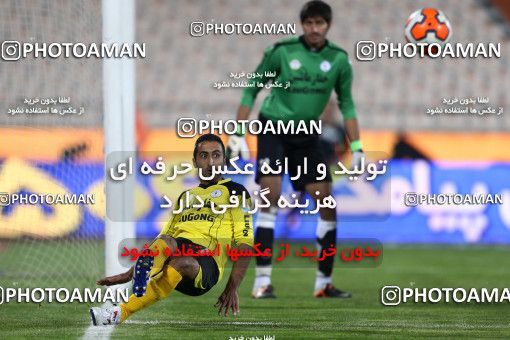 652289, Tehran, [*parameter:4*], لیگ برتر فوتبال ایران، Persian Gulf Cup، Week 18، Second Leg، Esteghlal 1 v 0 Fajr-e Sepasi Shiraz on 2013/12/14 at Azadi Stadium