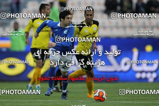 652530, Tehran, [*parameter:4*], لیگ برتر فوتبال ایران، Persian Gulf Cup، Week 18، Second Leg، Esteghlal 1 v 0 Fajr-e Sepasi Shiraz on 2013/12/14 at Azadi Stadium