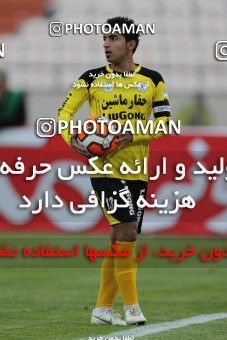 652563, Tehran, [*parameter:4*], لیگ برتر فوتبال ایران، Persian Gulf Cup، Week 18، Second Leg، Esteghlal 1 v 0 Fajr-e Sepasi Shiraz on 2013/12/14 at Azadi Stadium
