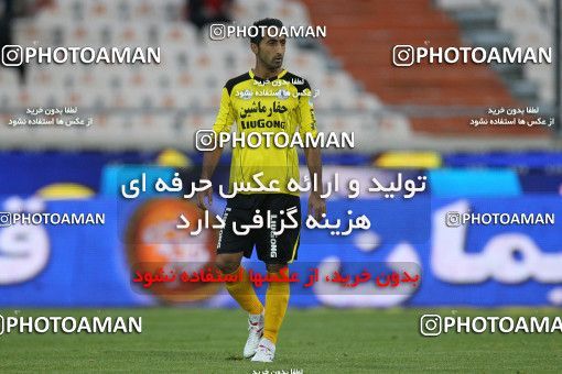 652708, Tehran, [*parameter:4*], لیگ برتر فوتبال ایران، Persian Gulf Cup، Week 18، Second Leg، Esteghlal 1 v 0 Fajr-e Sepasi Shiraz on 2013/12/14 at Azadi Stadium