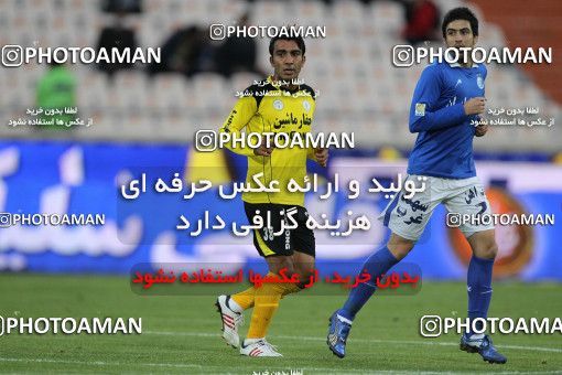 652665, Tehran, [*parameter:4*], لیگ برتر فوتبال ایران، Persian Gulf Cup، Week 18، Second Leg، Esteghlal 1 v 0 Fajr-e Sepasi Shiraz on 2013/12/14 at Azadi Stadium