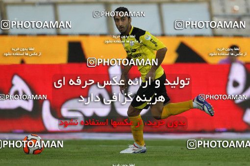 652496, Tehran, [*parameter:4*], لیگ برتر فوتبال ایران، Persian Gulf Cup، Week 18، Second Leg، Esteghlal 1 v 0 Fajr-e Sepasi Shiraz on 2013/12/14 at Azadi Stadium