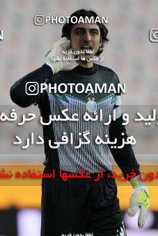 652591, Tehran, [*parameter:4*], لیگ برتر فوتبال ایران، Persian Gulf Cup، Week 18، Second Leg، Esteghlal 1 v 0 Fajr-e Sepasi Shiraz on 2013/12/14 at Azadi Stadium