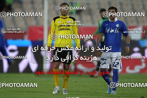 652625, Tehran, [*parameter:4*], لیگ برتر فوتبال ایران، Persian Gulf Cup، Week 18، Second Leg، Esteghlal 1 v 0 Fajr-e Sepasi Shiraz on 2013/12/14 at Azadi Stadium