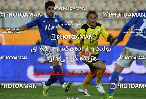 652657, Tehran, [*parameter:4*], لیگ برتر فوتبال ایران، Persian Gulf Cup، Week 18، Second Leg، Esteghlal 1 v 0 Fajr-e Sepasi Shiraz on 2013/12/14 at Azadi Stadium